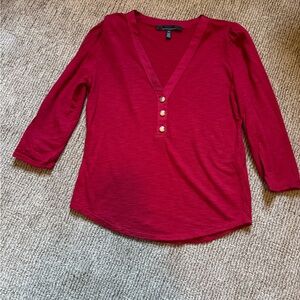 Women's White House Black Market Red V-Neck Top